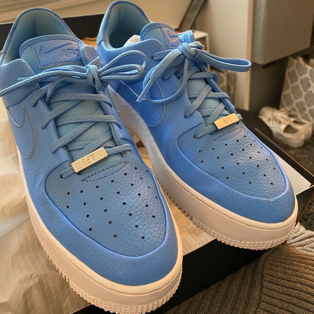 NIKE W AF1 Sage Low University Blue Sneakers